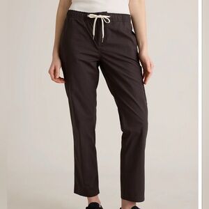 Vuori Cropped Ripstop Women's Pants (Grey)